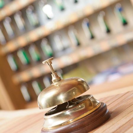 艾尔皮娜日吉纳酒店 比伯维尔 外观 照片